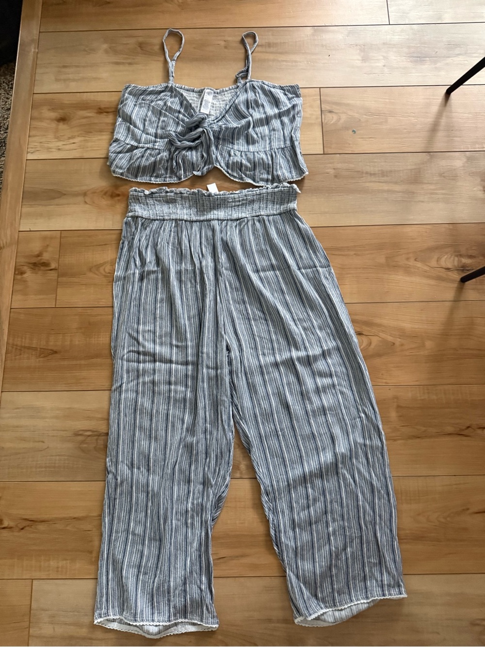 Japna Grey Striped Wide-Leg Two-Piece Set